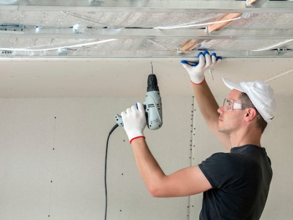 Guia prático para comprar parafusos e buchas para drywall